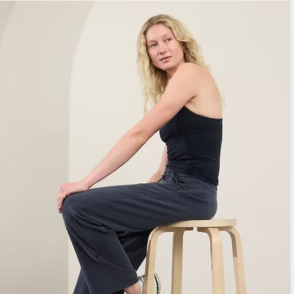 NWT Athleta Renew support top, size small - Picture 3 of 6